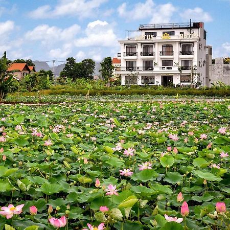 Lotus Hotel Ниньбинь Экстерьер фото