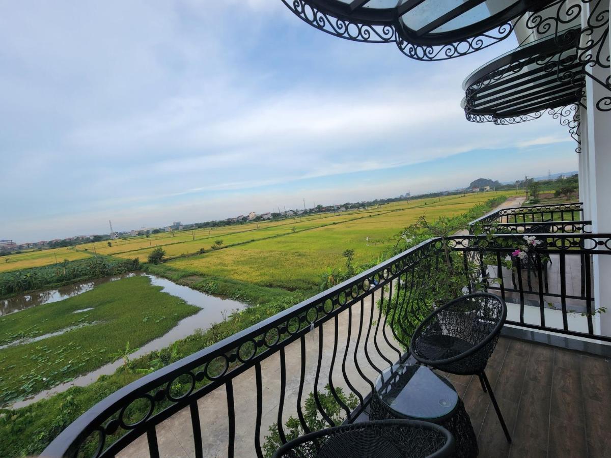 Lotus Hotel Ниньбинь Экстерьер фото