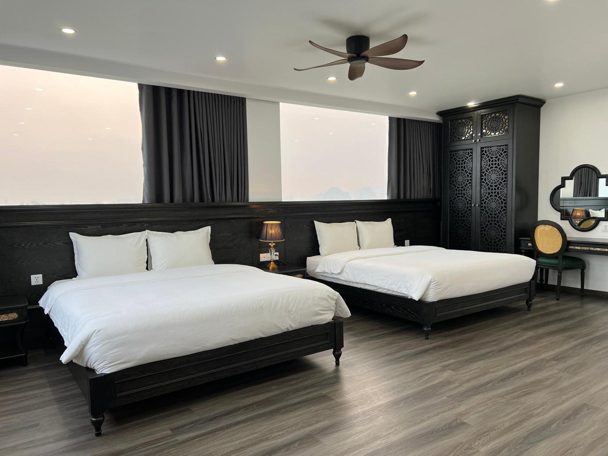 Lotus Hotel Ниньбинь Экстерьер фото